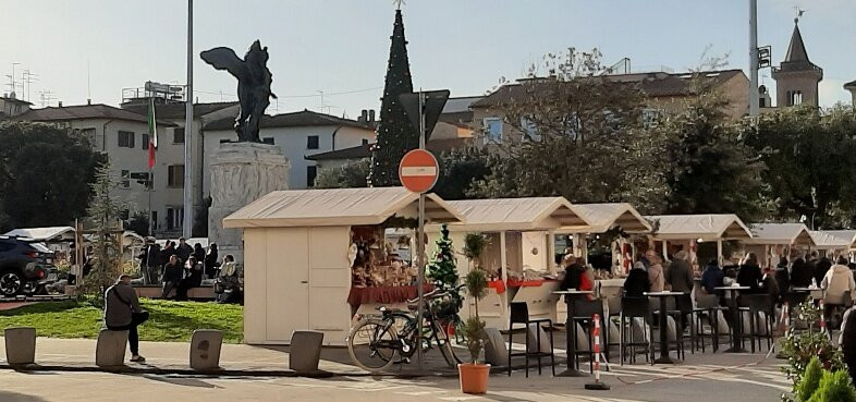 Piazza della Vittoria-恩波利必去景点