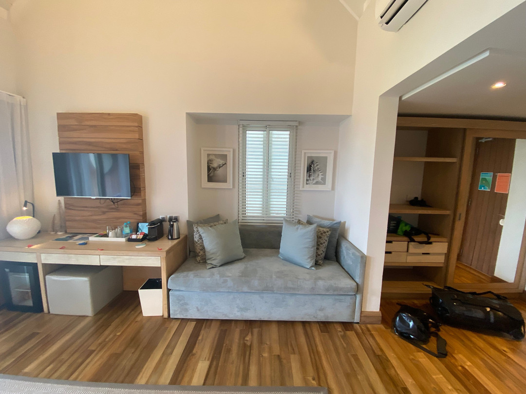 卡尔纳海滩酒店主图