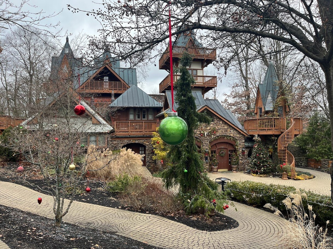 Landoll's Mohican Castle主图