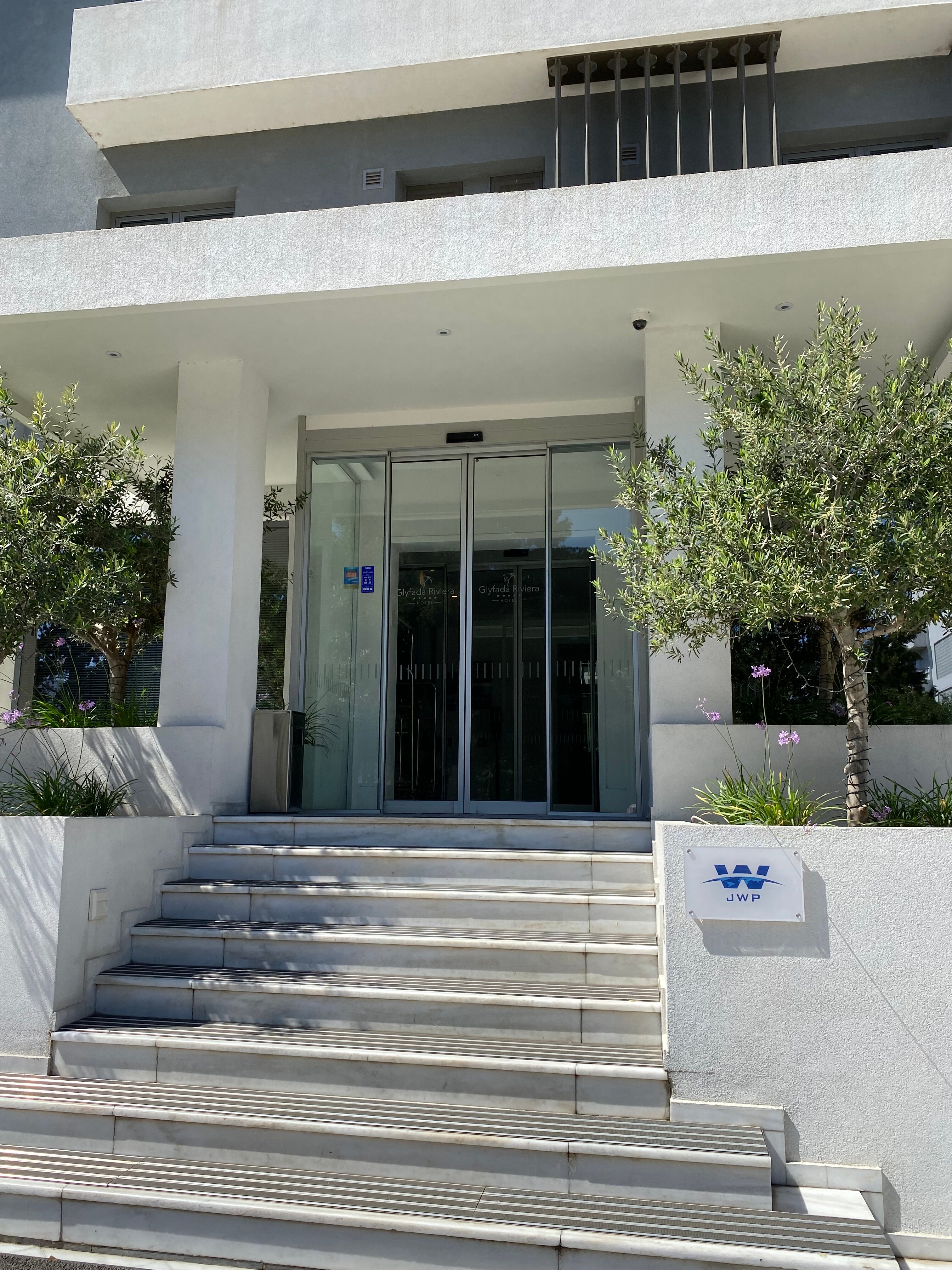 Glyfada Riviera Hotel-浴室