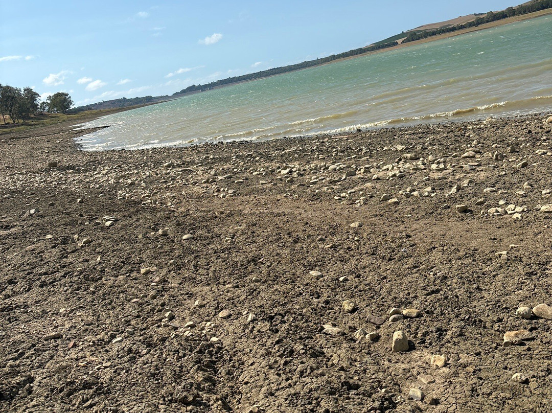 Lago Poma景点图片