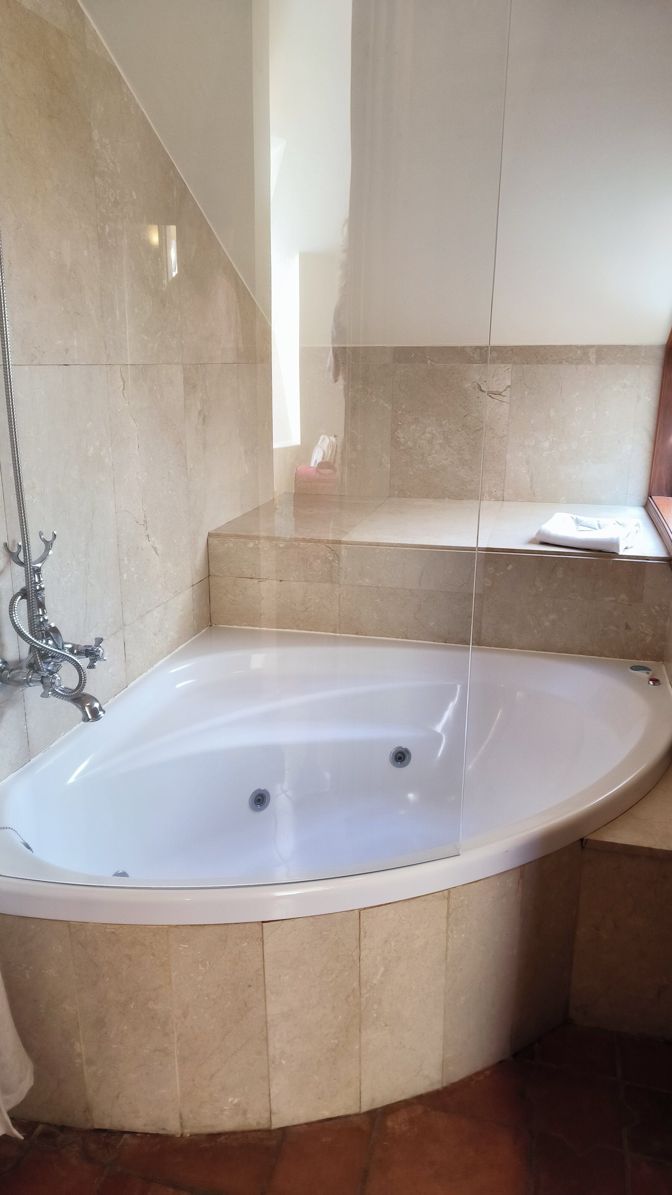 Hotel Cetina Palacio Ayala Berganza-浴室