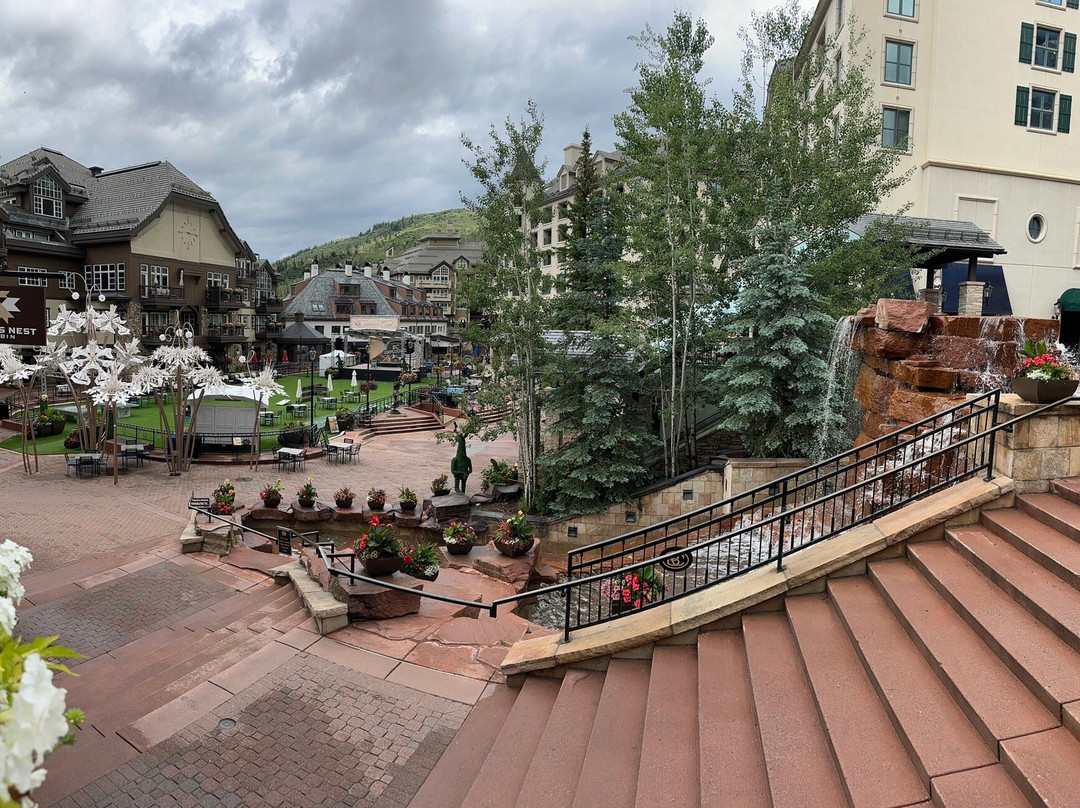 Beaver Creek Village主图