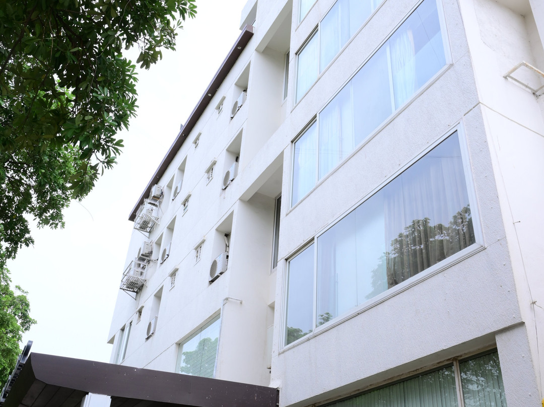 Alba Premier, Indore主图