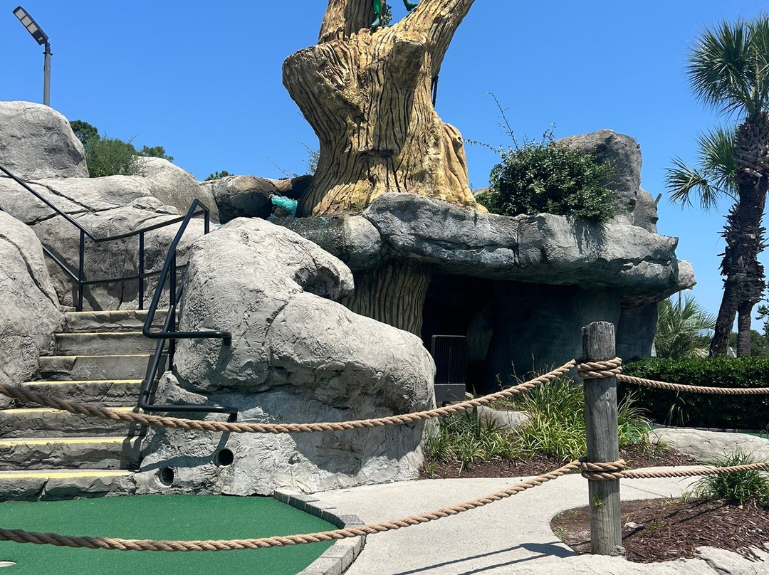 Captain Hook's Adventure Golf-美特尔海滩必去景点