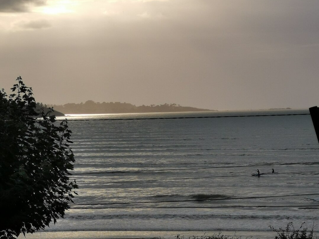 Plage Saint Michel-en-greve景点图片