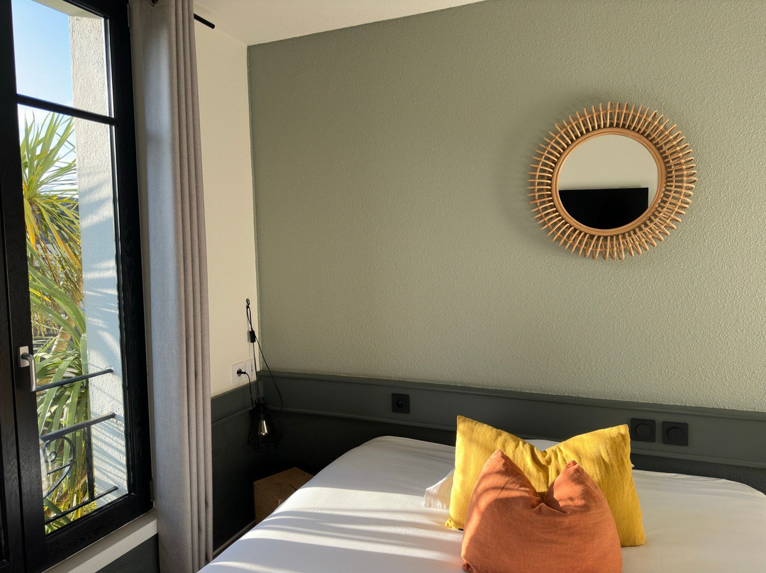 Hotel De France主图