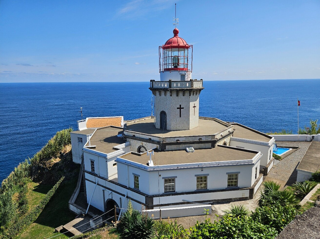 Farol do Arnel-Nordeste必去景点
