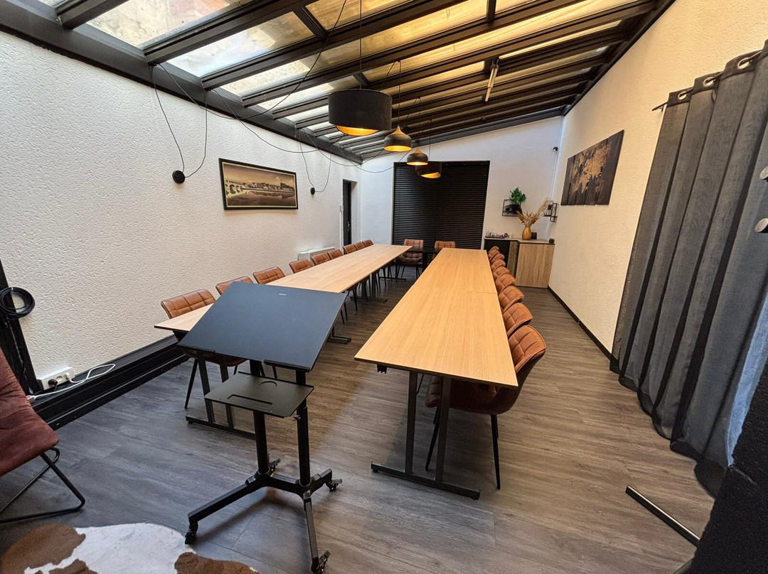 因特尔瓦罗酒店主图