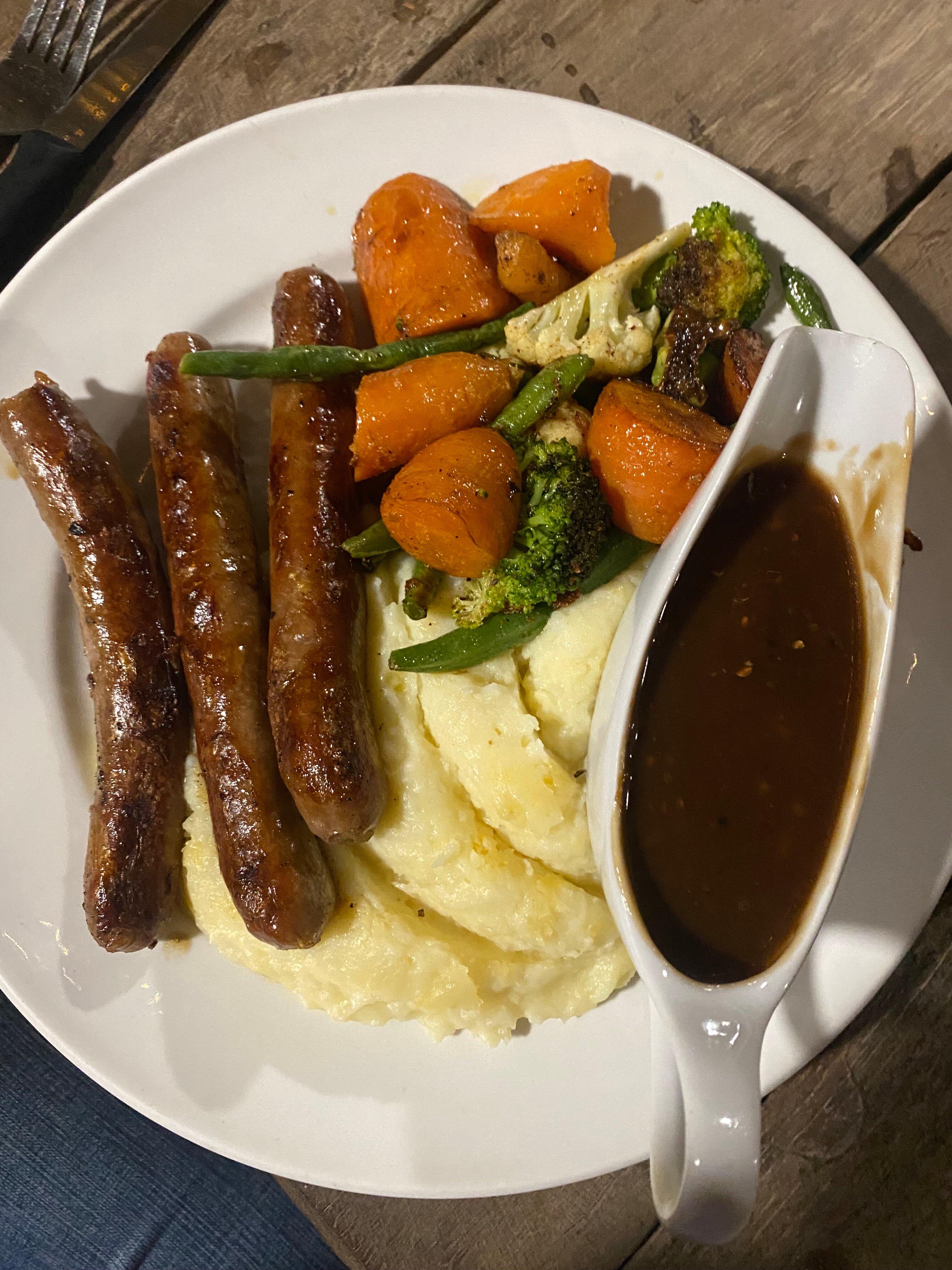 Mundrabilla Roadhouse-餐饮