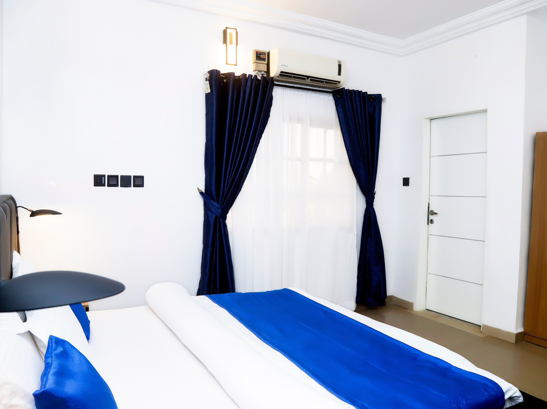 Western Dreams Hotel主图