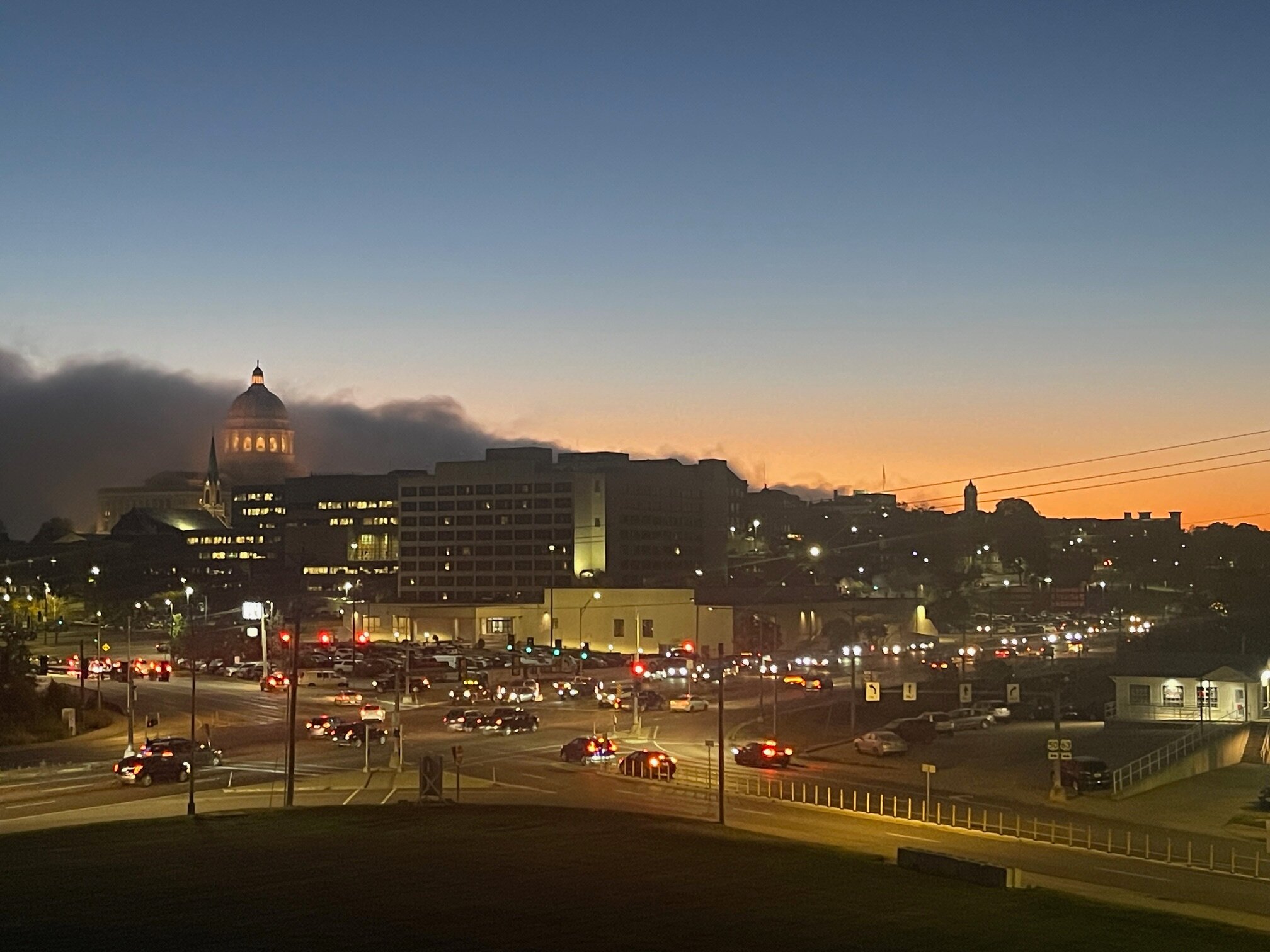 Courtyard by Marriott Jefferson City-官方