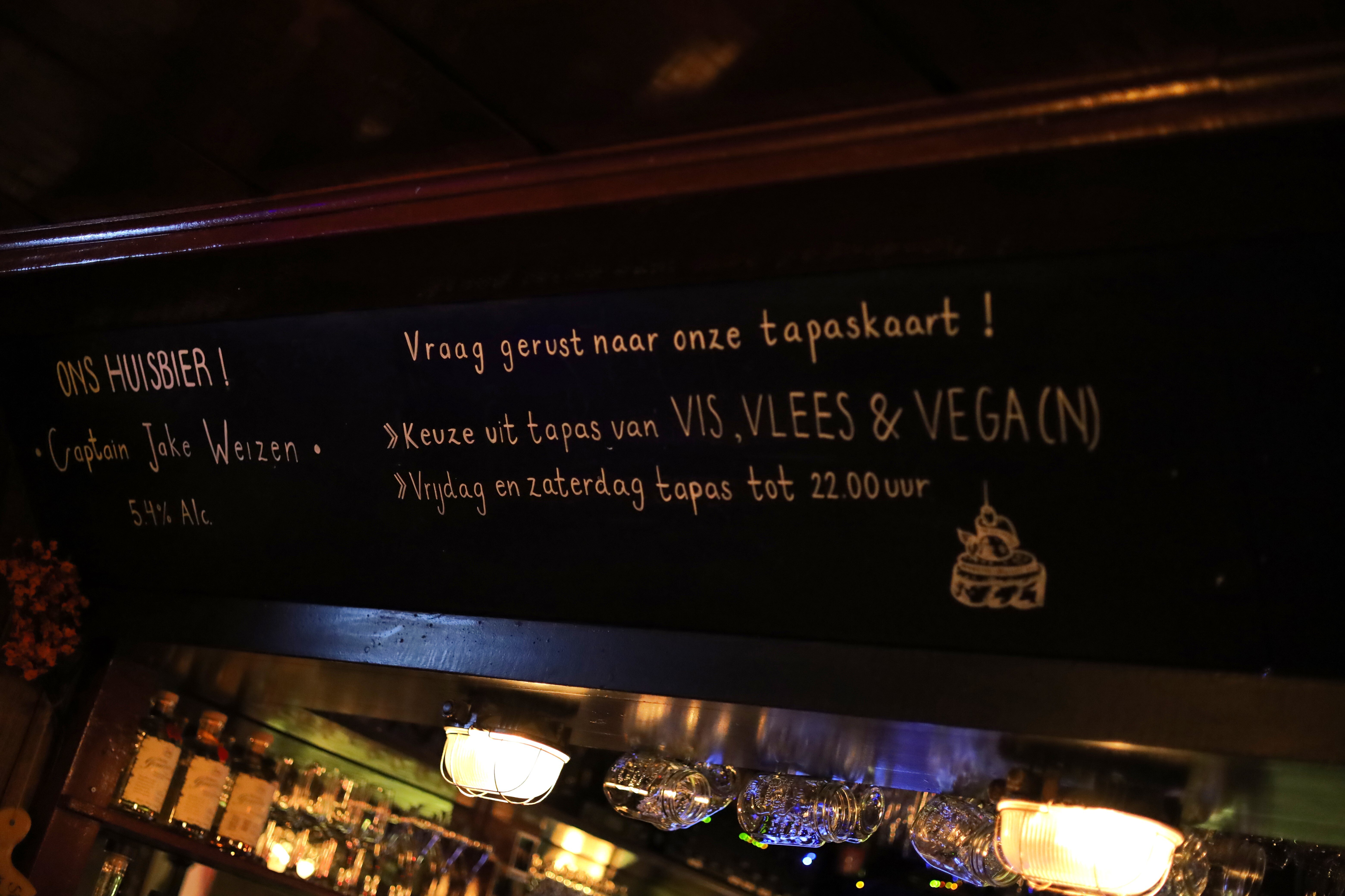 Boutique Hotel Elburg Met Tapperij-餐饮