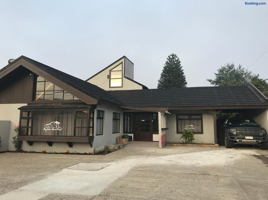 阿颜森奥斯特拉尔酒店