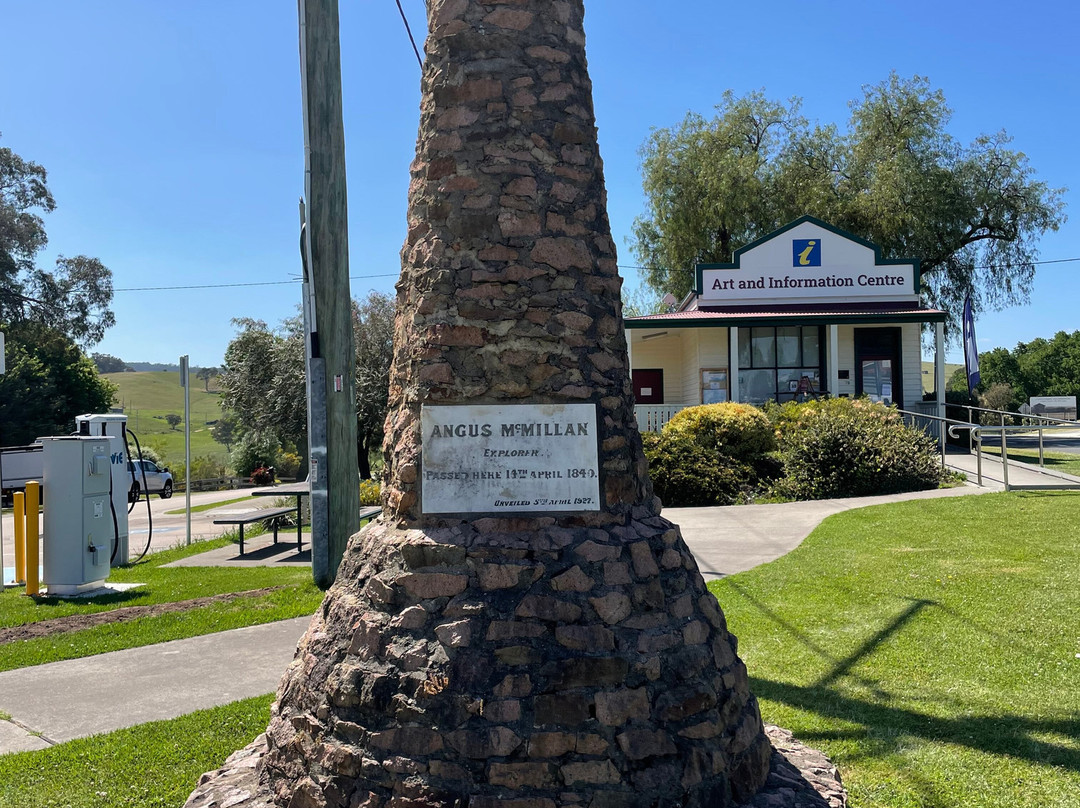 Angus Mcmillan Cairn-Bruthen必去景点