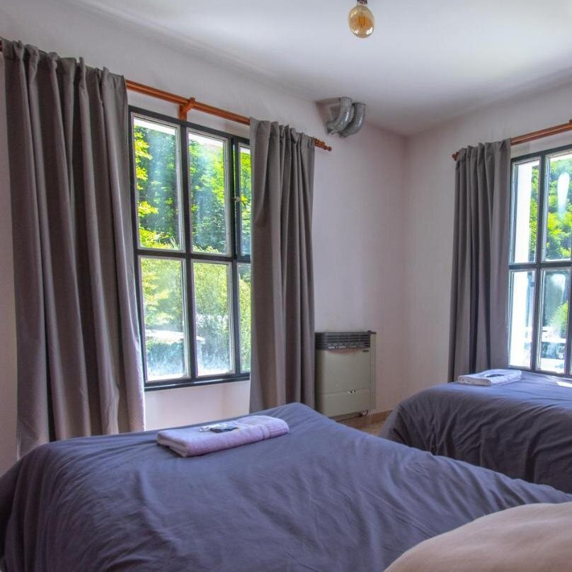 Estancia Maipu酒店住宿-Hosteria Punta Sur En Lago Del Desierto