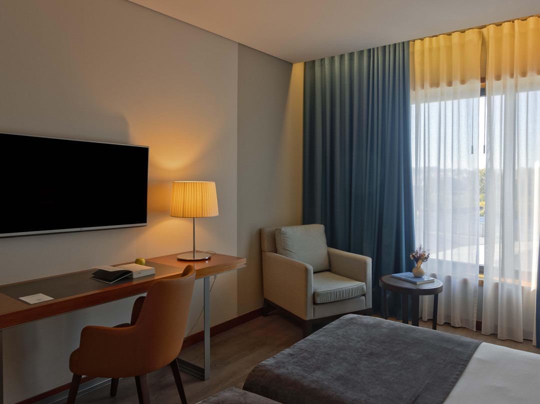 欧洲之星赫罗斯莫酒店主图