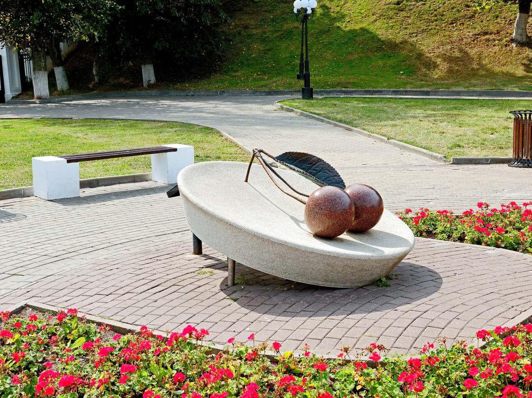 Monument to Vladimir Cherry景点图片