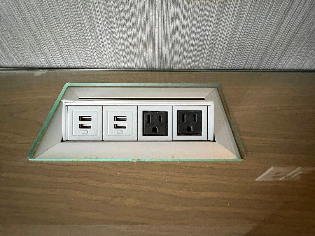 Sandman Signature Ottawa Airport Hotel主图