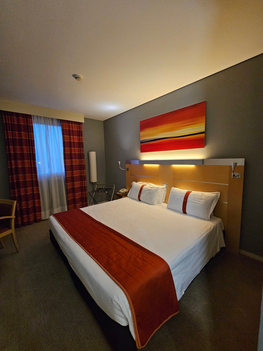 西贝加莫快捷假日酒店-客卧