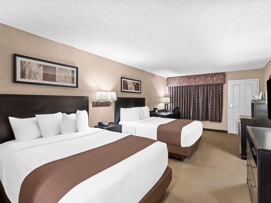 Heartland Inn & Suites, Surestay Collection By Best Western主图