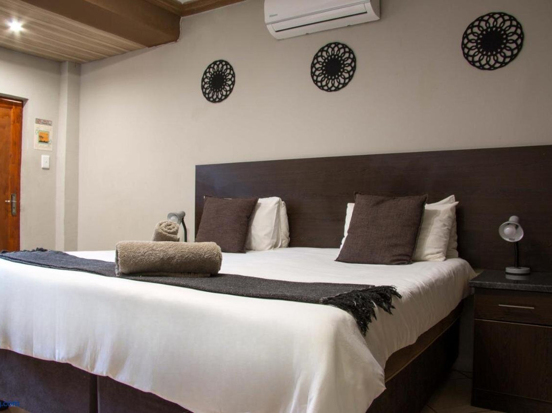 Bush Inn Lodge