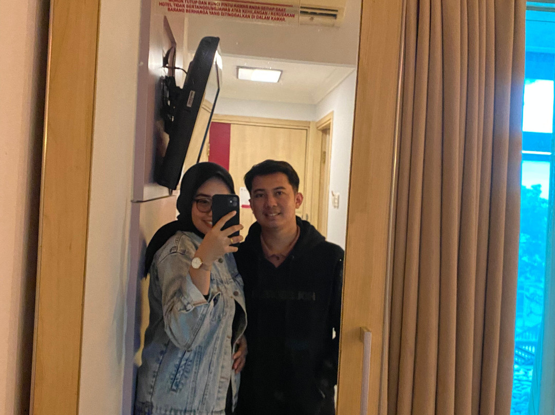 万隆喜爱酒店主图