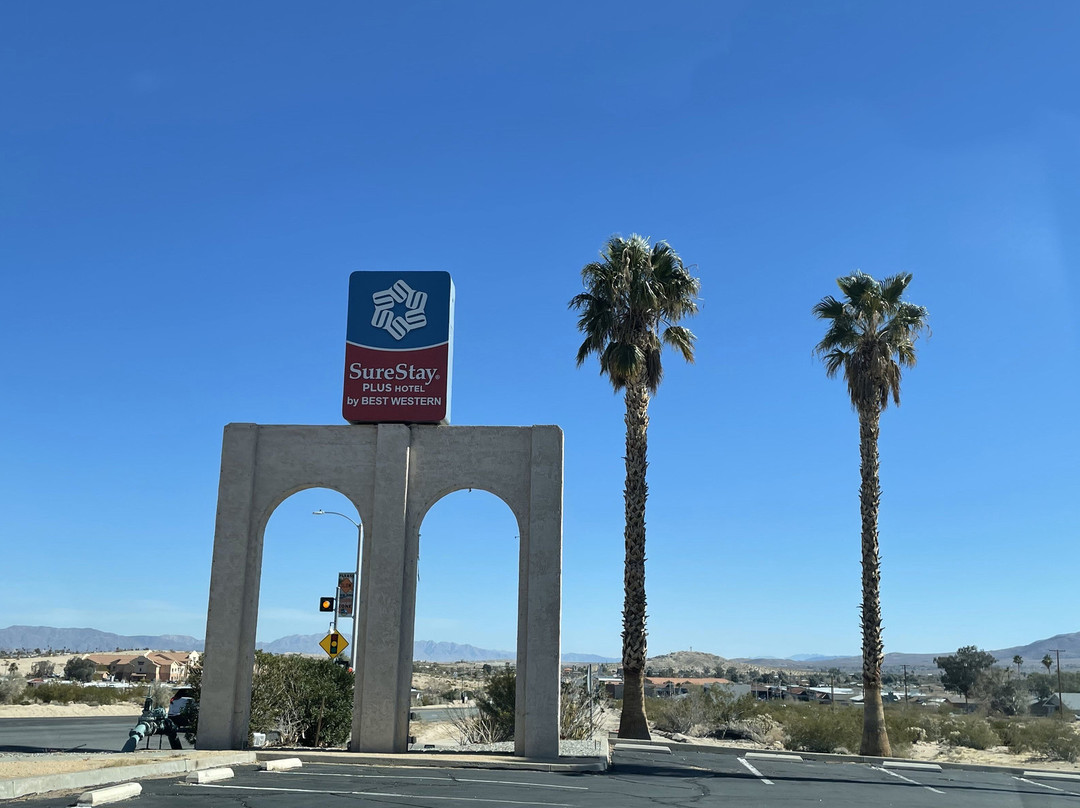 贝斯特韦斯特约书亚树国家公园花园酒店主图