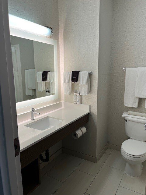 Holiday Inn Express & Suites Reno Airport By IHG主图