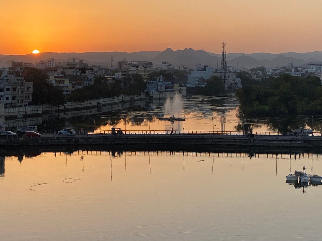 Oolala - Your Lake House in the Center of Udaipur主图