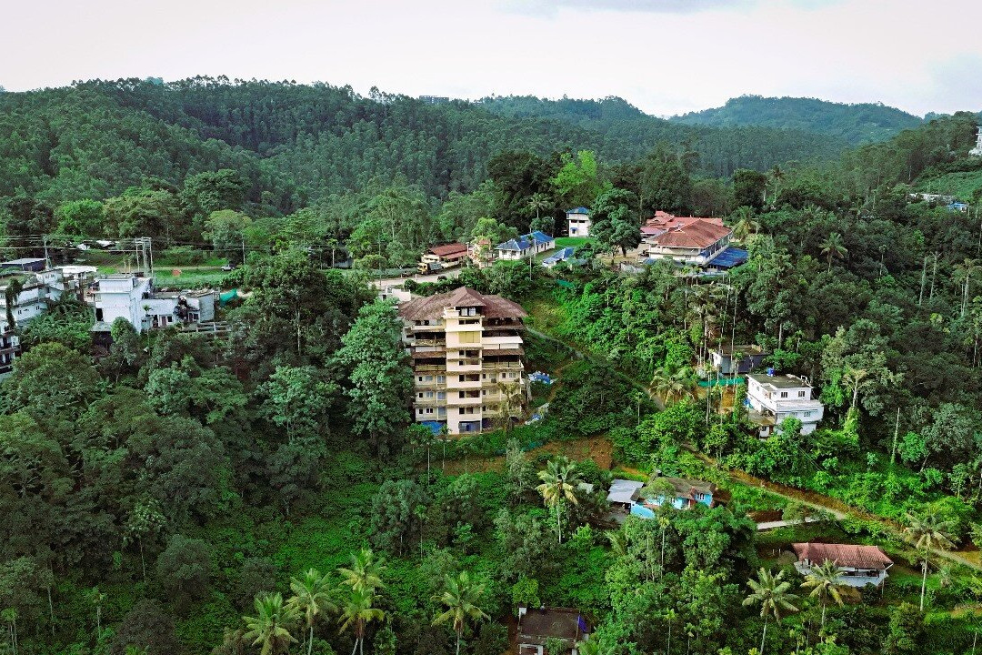 Misty Dale Munnar Resort & Spa