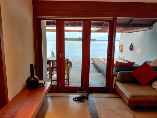 天堂岛度假村主图