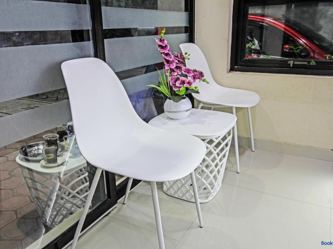 Oyo 91202 Family Guest House Syariah