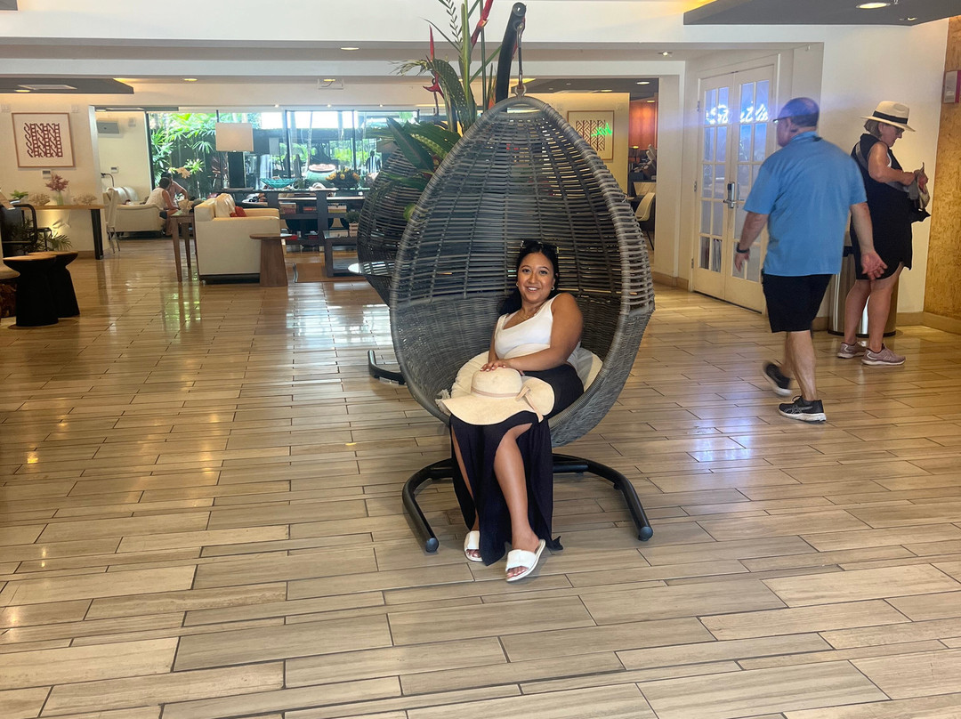 威基基万岁酒店主图