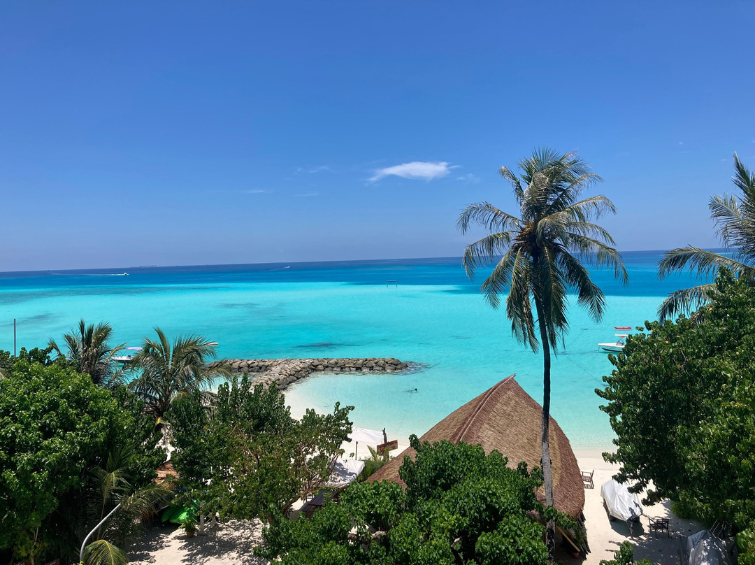 Luau Beach Inn Maldives主图