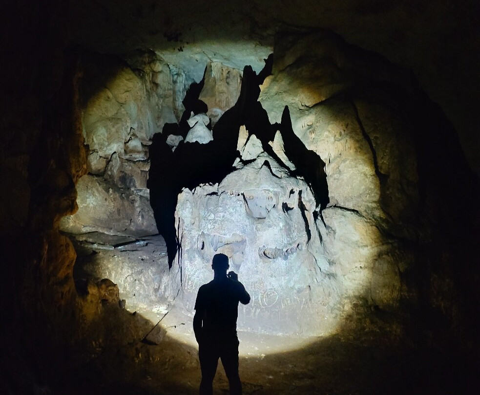 The Cave of Pellumbas-Pellumbas必去景点