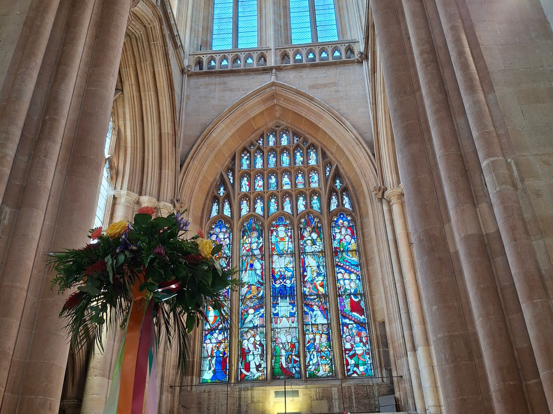 St James Church-Louth必去景点