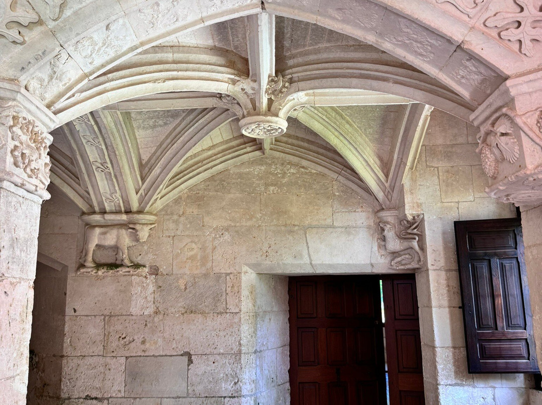 Chateau De Puyguilhem-Villars必去景点