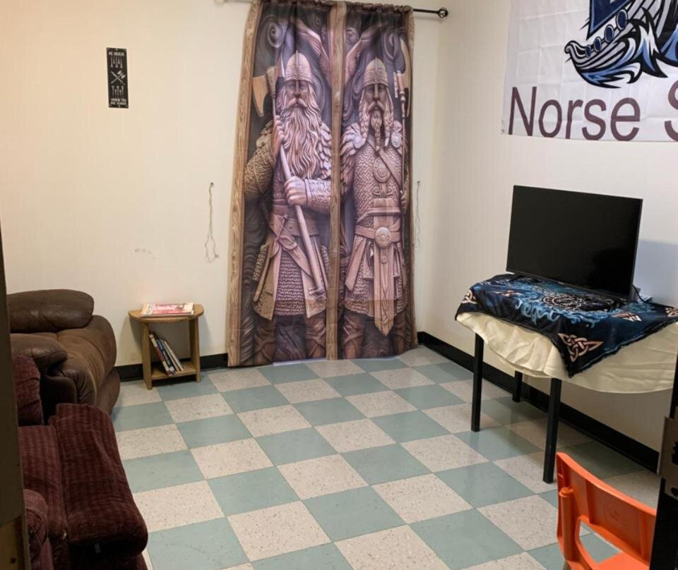 Norse Skol Deluxe Suite