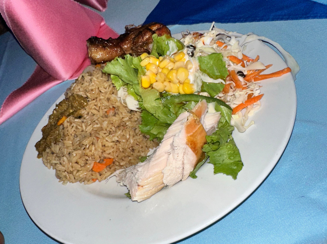 Maaha Beach Resort主图