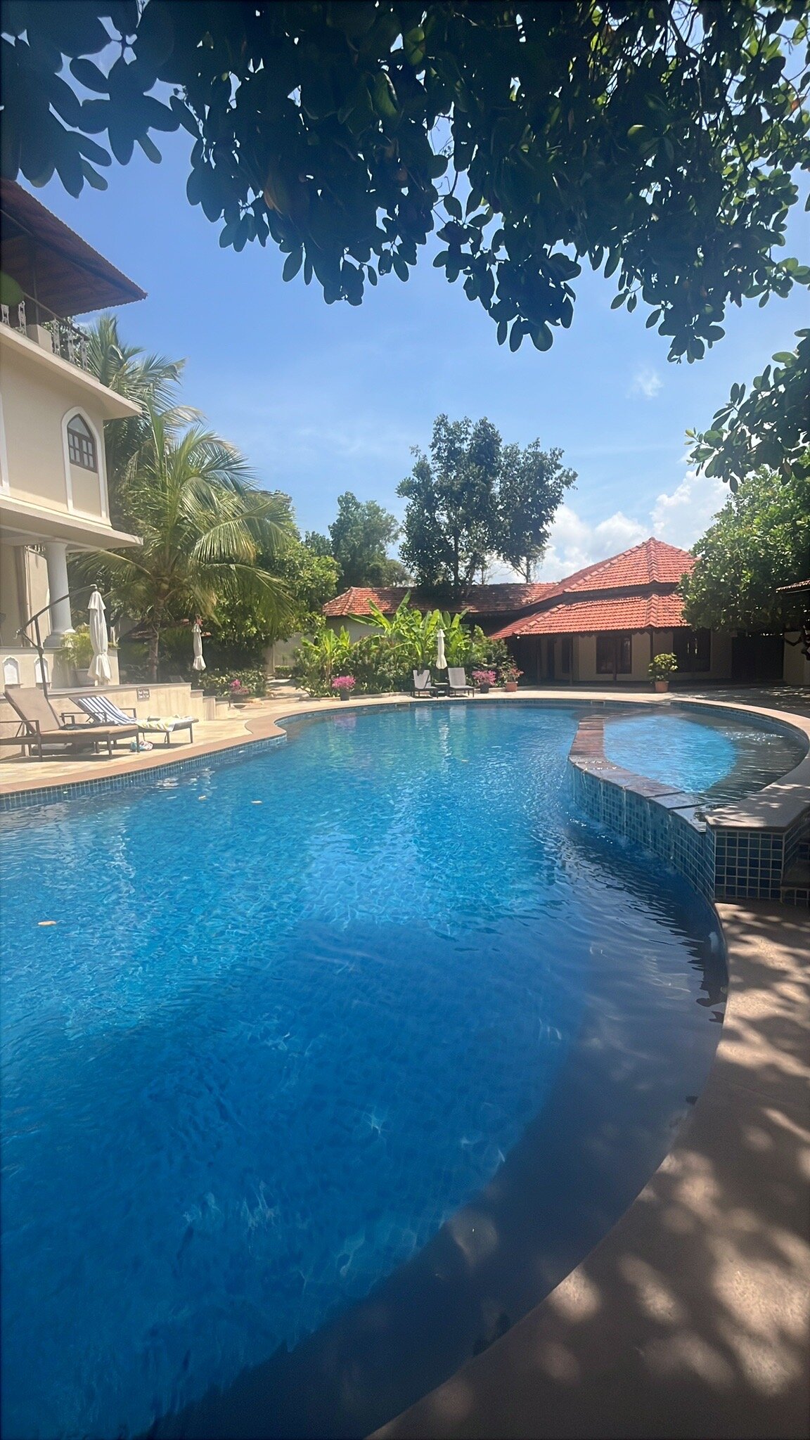 Amritara Aura Resort & Spa-官方