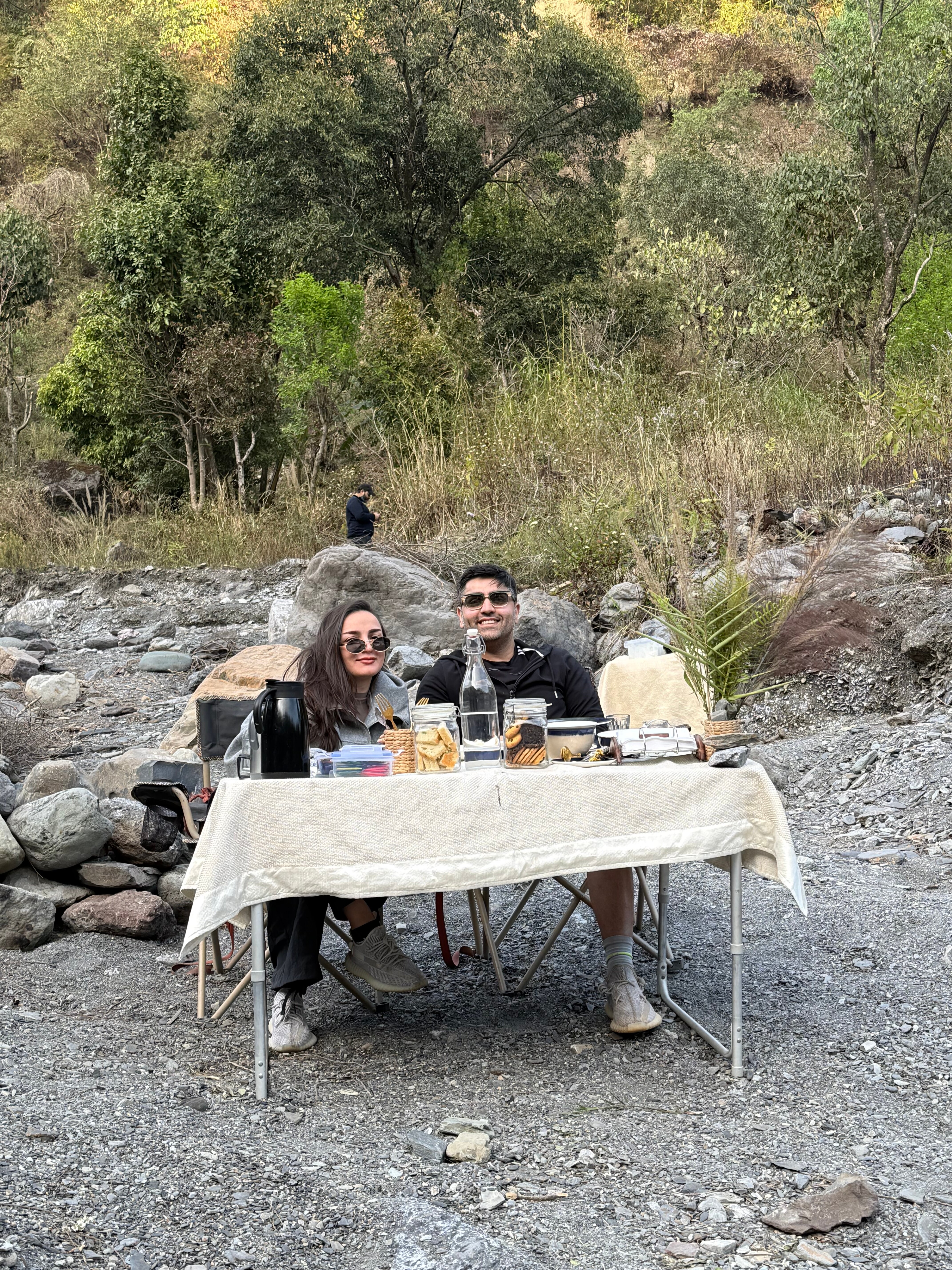 Blue Book at Gethia, Nainital-官方