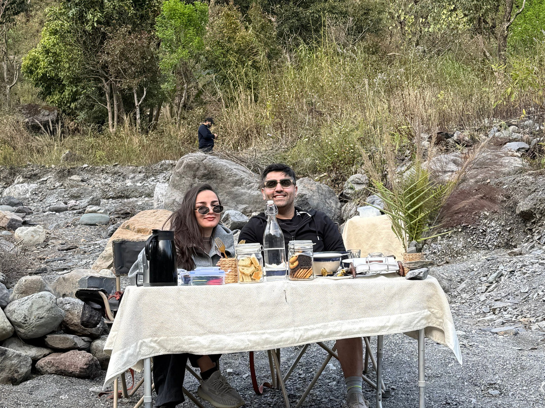 Blue Book at Gethia, Nainital主图