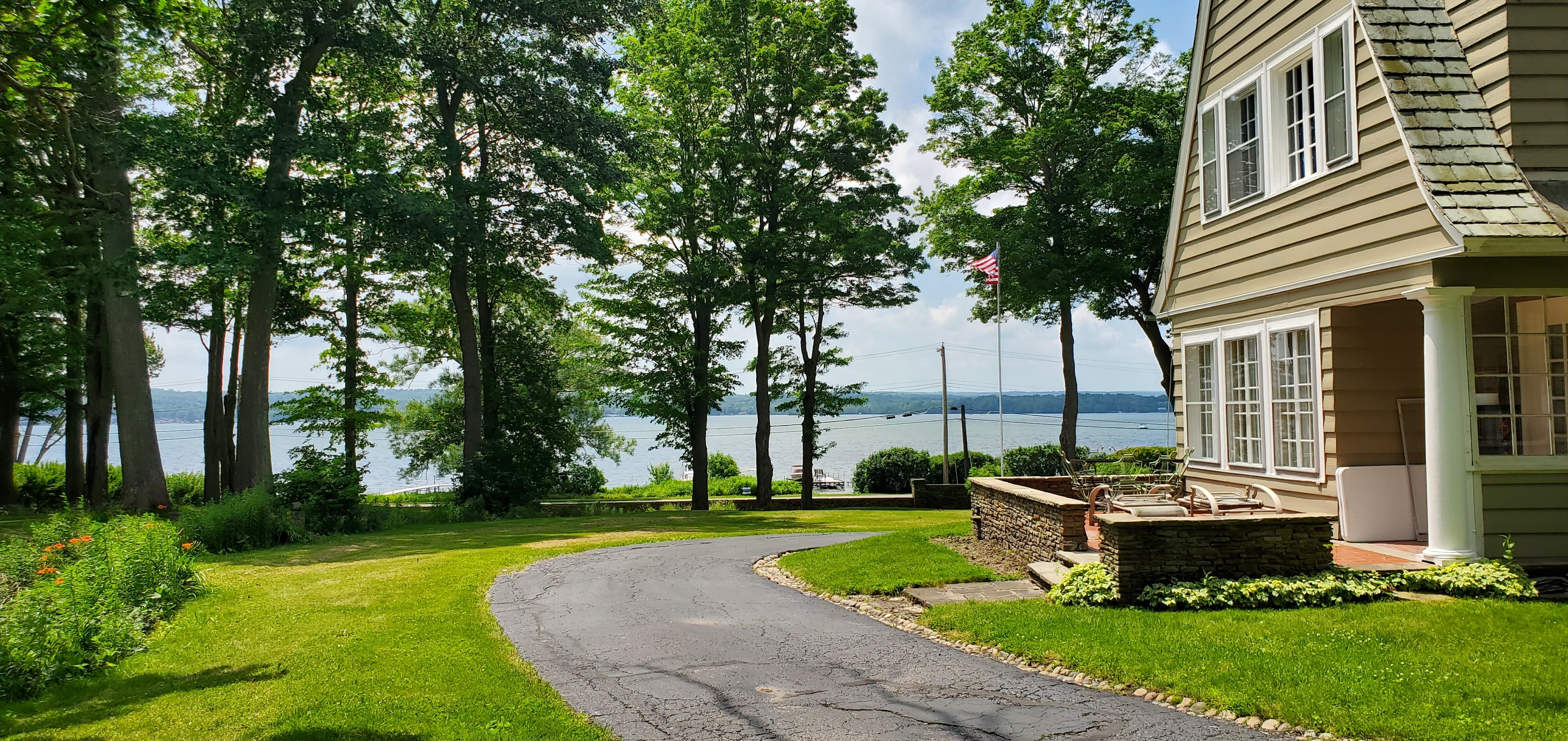 Maple Springs Lake Side Inn-官方