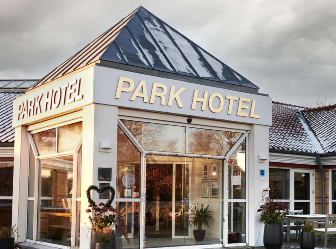 奥德酒店住宿-Montra Odder Parkhotel