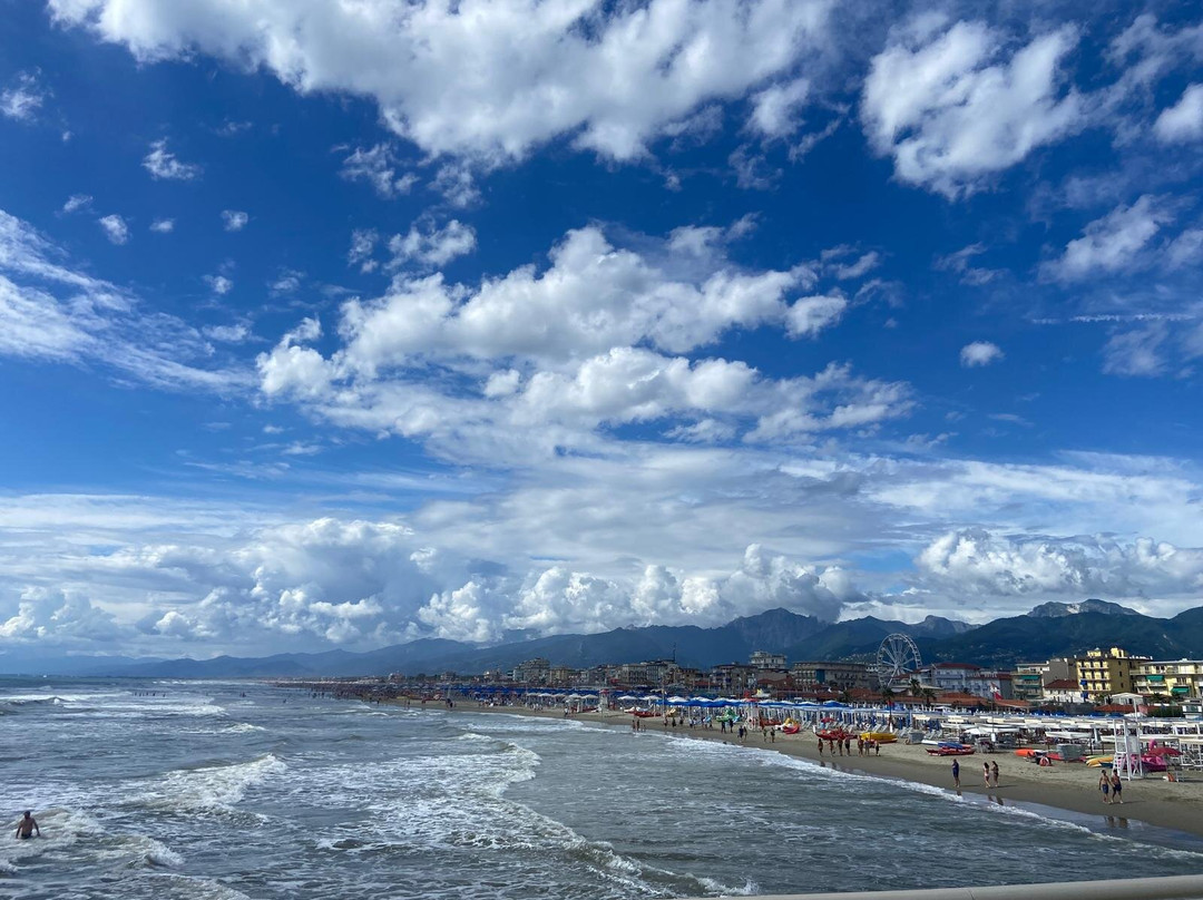 Pontile Bellavista Vittoria-Lido di Camaiore必去景点