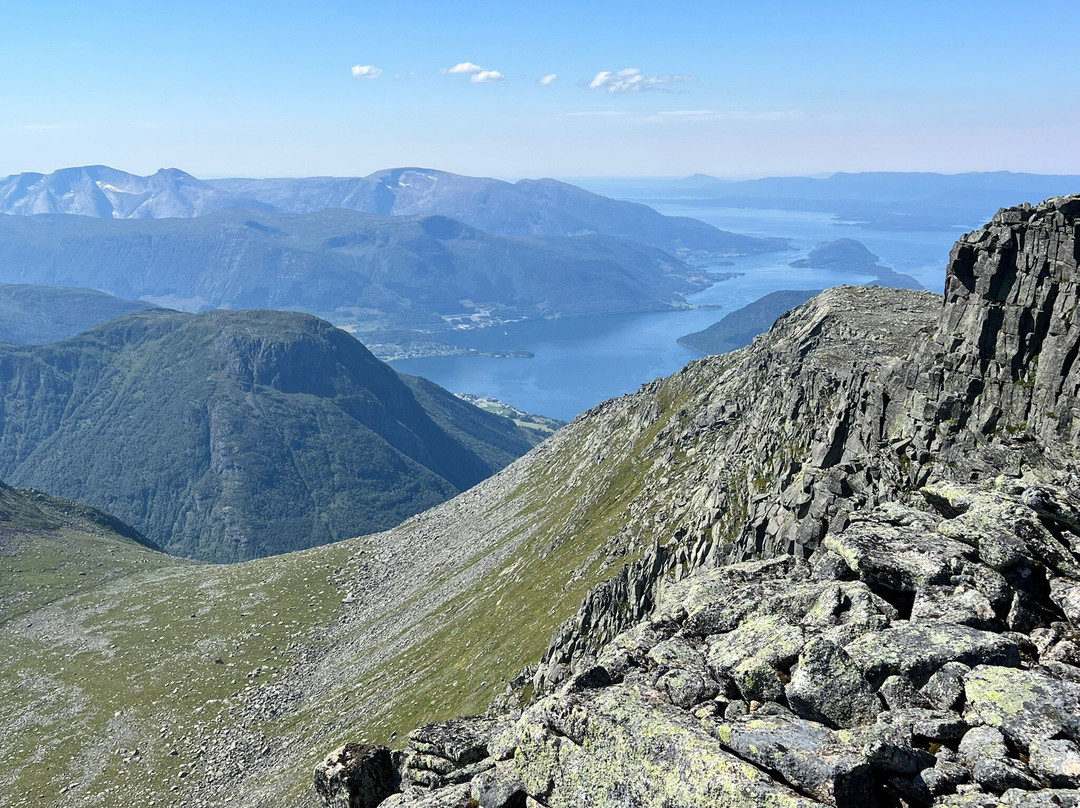 Melderskin (1426 moh)-Rosendal必去景点