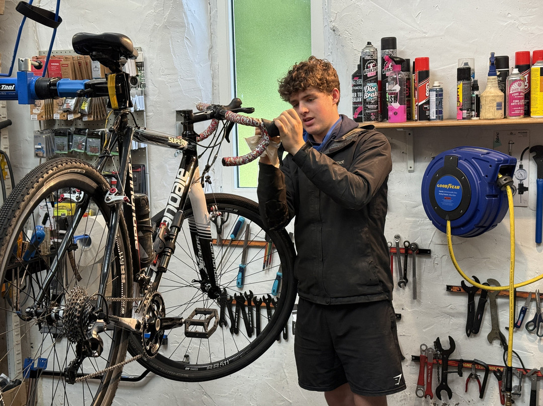 Lake District Bikes-Ulverston必去景点