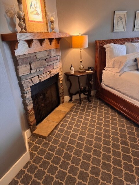 Lookout Point Lakeside Inn主图