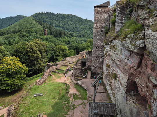 Traces Vosges du Nord-La Petite Pierre必去景点